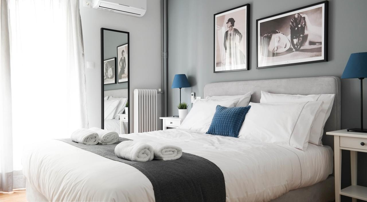Modern Downtown Flat Near The Acropolis By Upstreet Apartamento Atenas Exterior foto